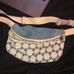 CLAIRES FANNY PACK